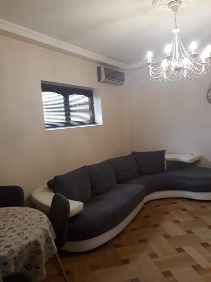 Apartment Akhmeteli Street Batumi Zewnętrze zdjęcie