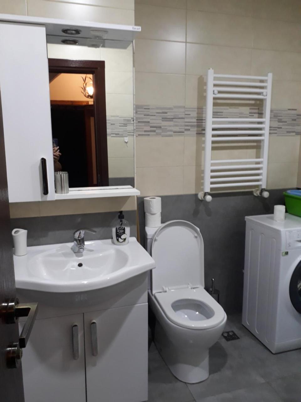 Apartment Akhmeteli Street Batumi Zewnętrze zdjęcie